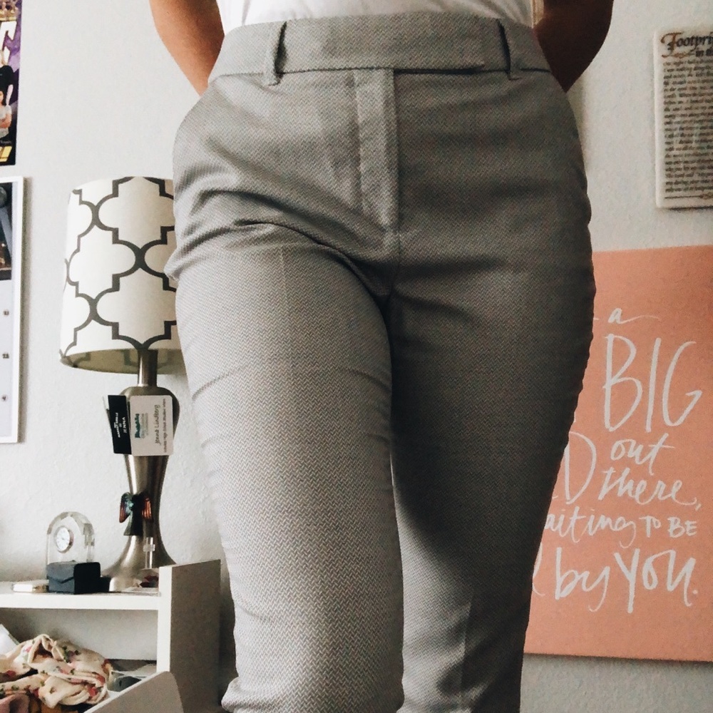 Patterned White House Black Market Pants